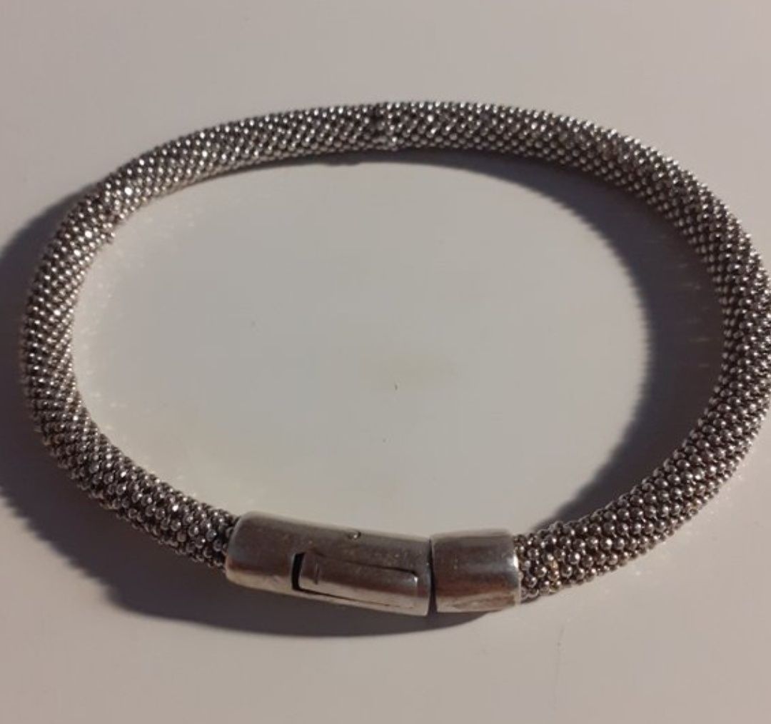 Pulseira de prata contrastada