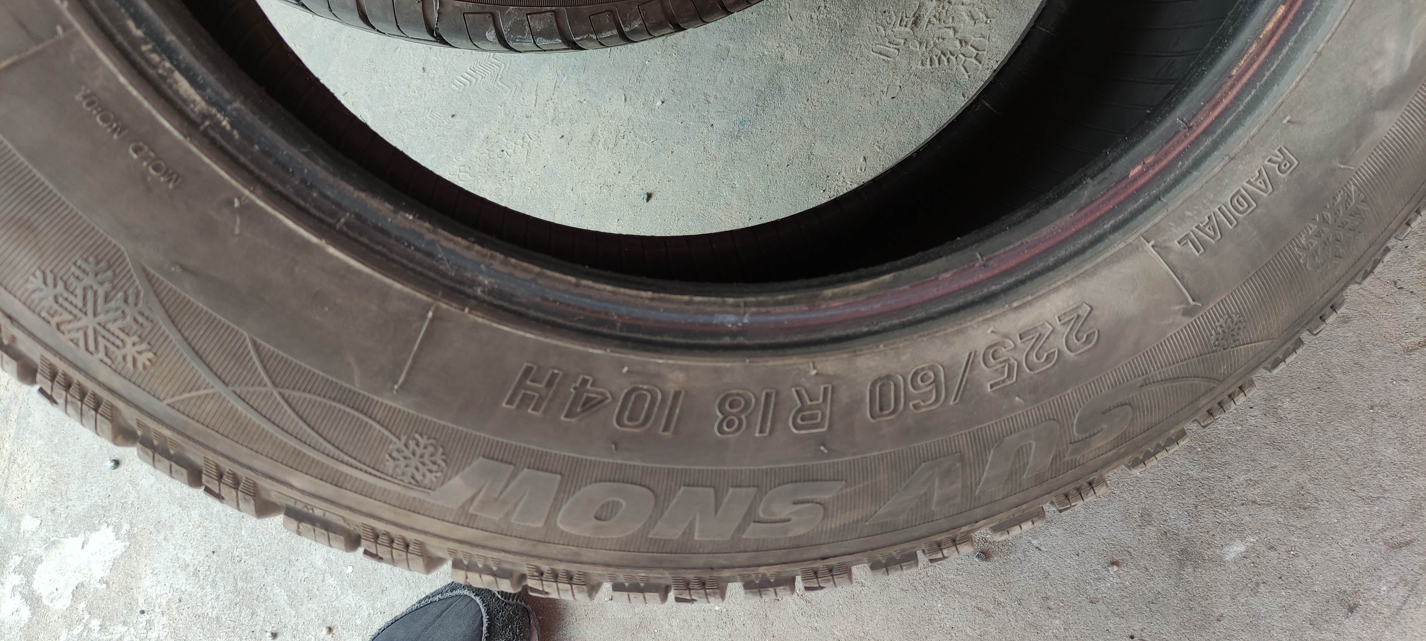 Резина зимняя 225/60 R18 Kormoran