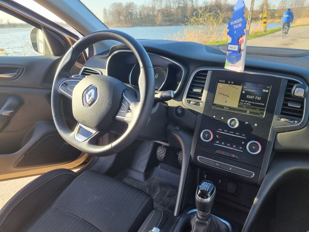 Renault Megane 2018r 1-właściciel kupiony w polskim salonie