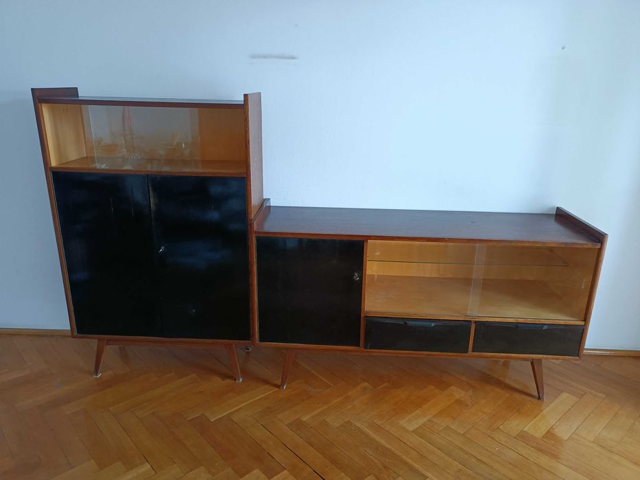 Biblioteczka serwantka witryna komoda zadbane Lejkowski Leśniewski PRL