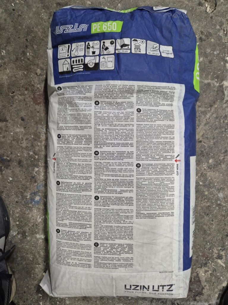 Cementowy jednoskładnikowy grunt szpachlowy UZIN PE650