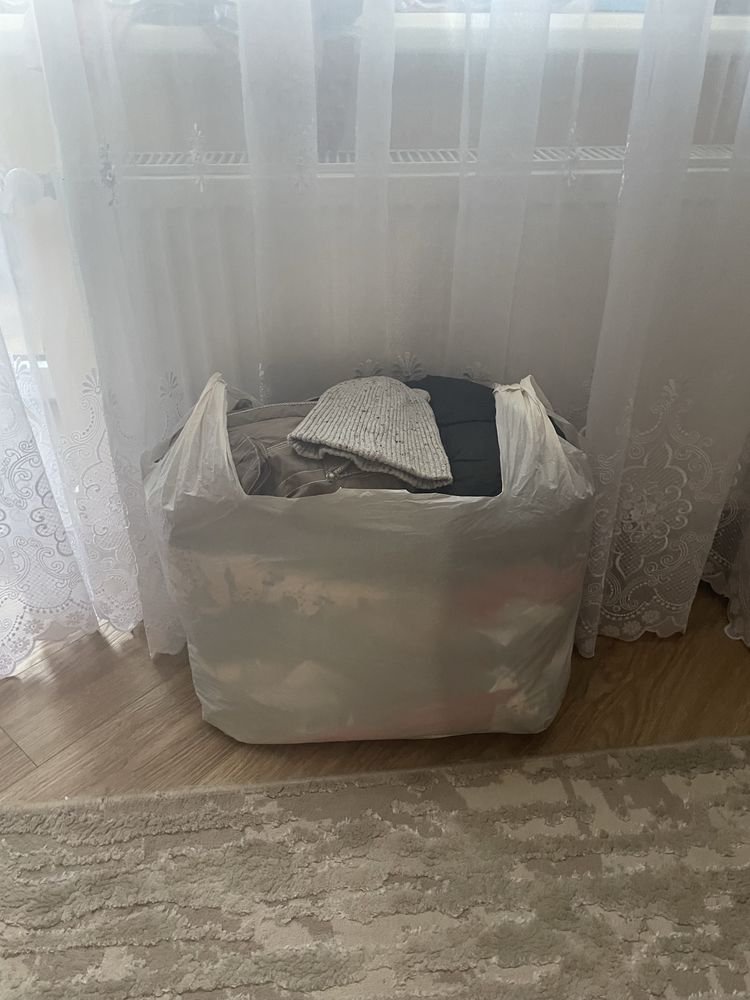 Одяг і взуття для хлопчика Безкоштовно