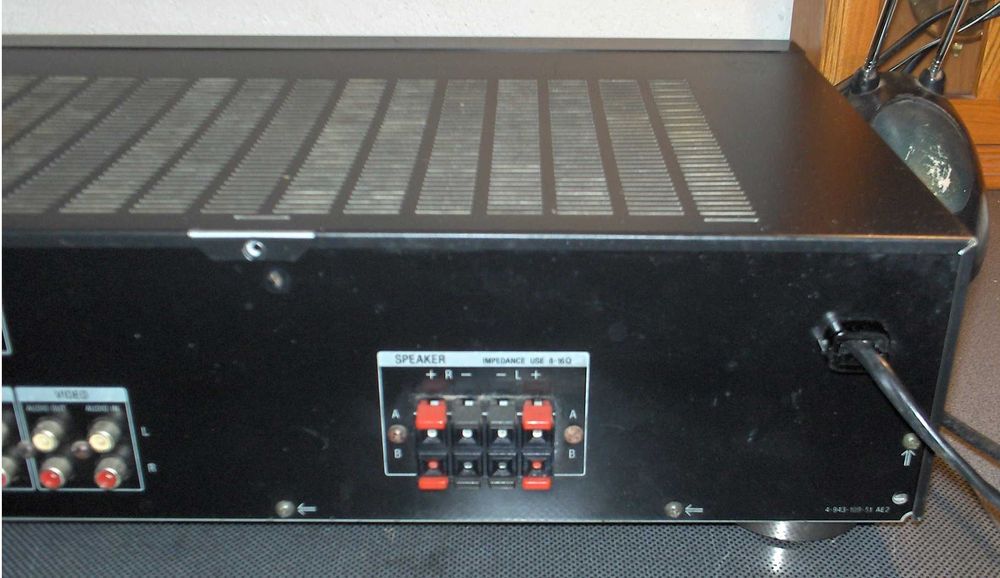Amplituner SONY STR-AV 270