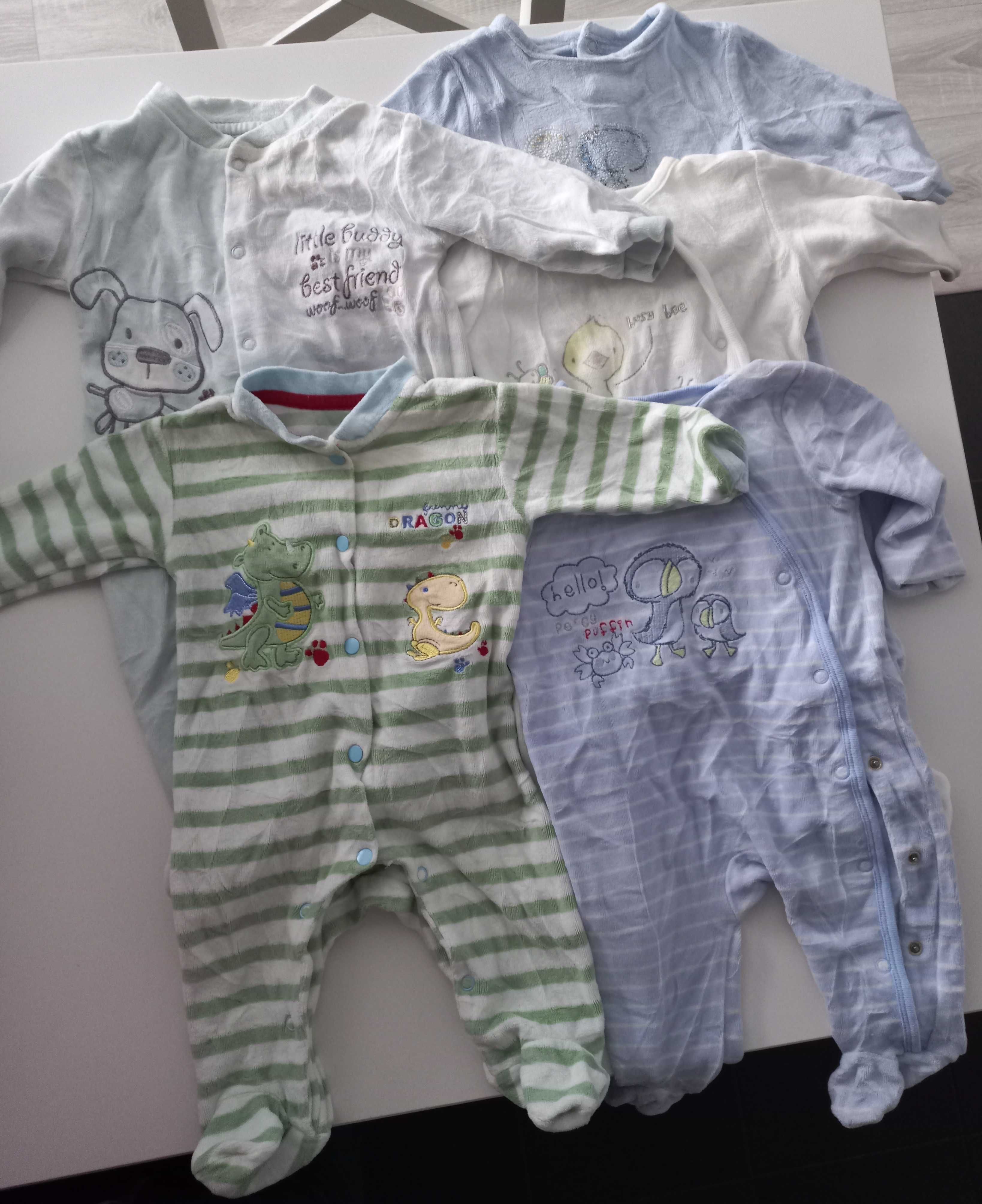 Conjunto roupa bebé (18 peças pelo preço indicado)