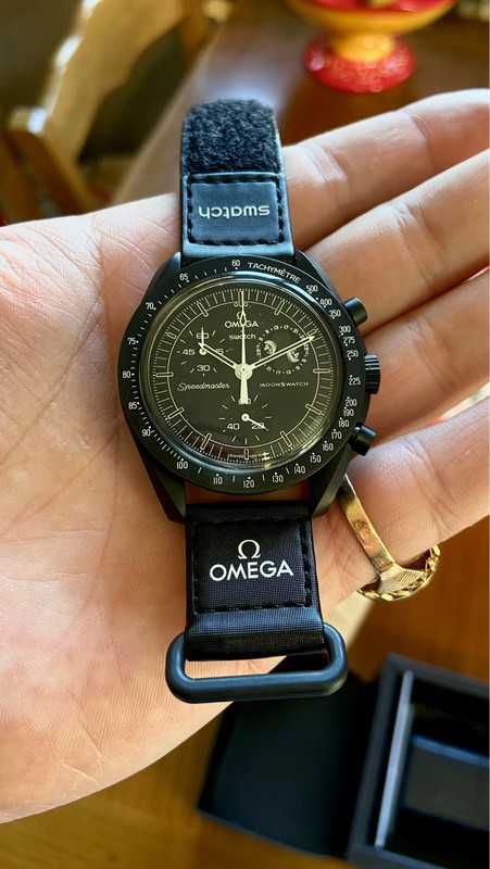 Swatch x Omega Bioceramic Moonswatch Mission To Moonphase Snoopy
