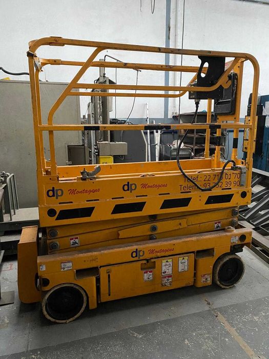 Elevatória de tesoura Haullote 8mts