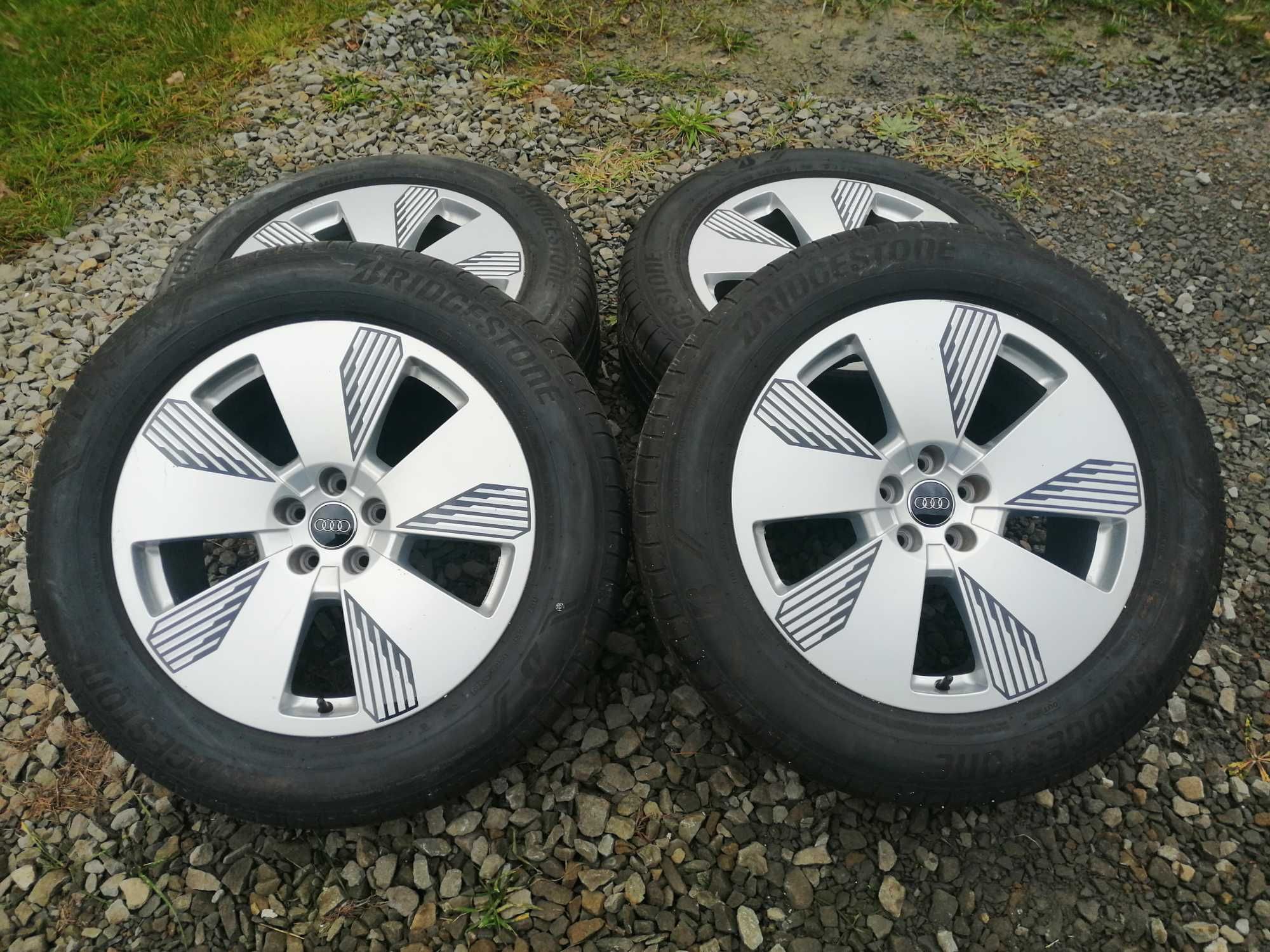 Oryginalne felgi koła AUDI E-TRON 19 cali 5x112 SPEEDLINE