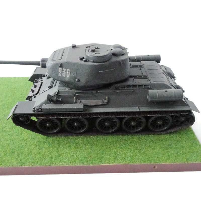 Model czołgu T-34/85