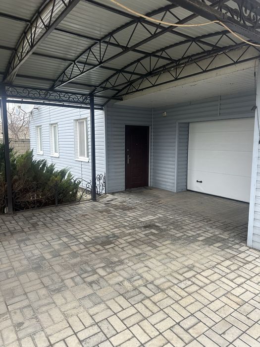 Продаж будинка в екологічному місті