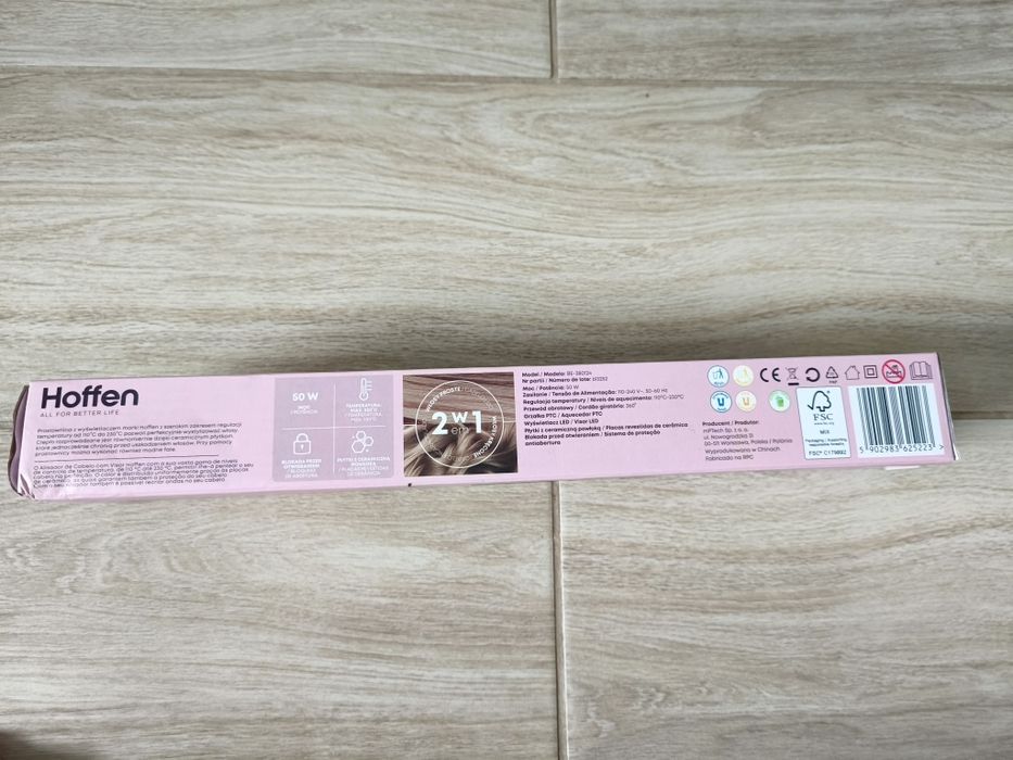 Prostownica z wyświetlaczem