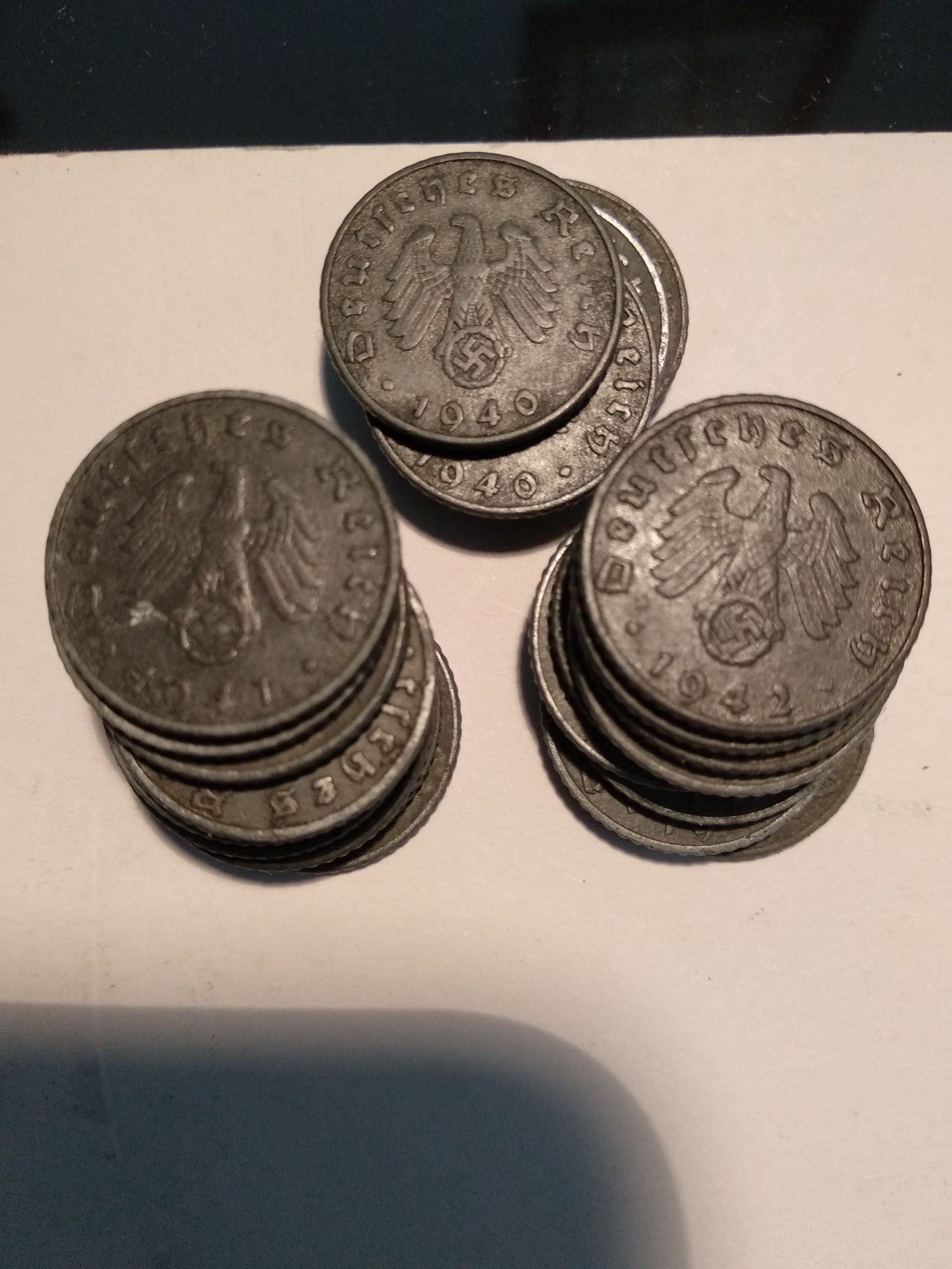 Moedas de 5 Reichspfennig 1940, 1941 e 1942 em Zinco c/ suástica