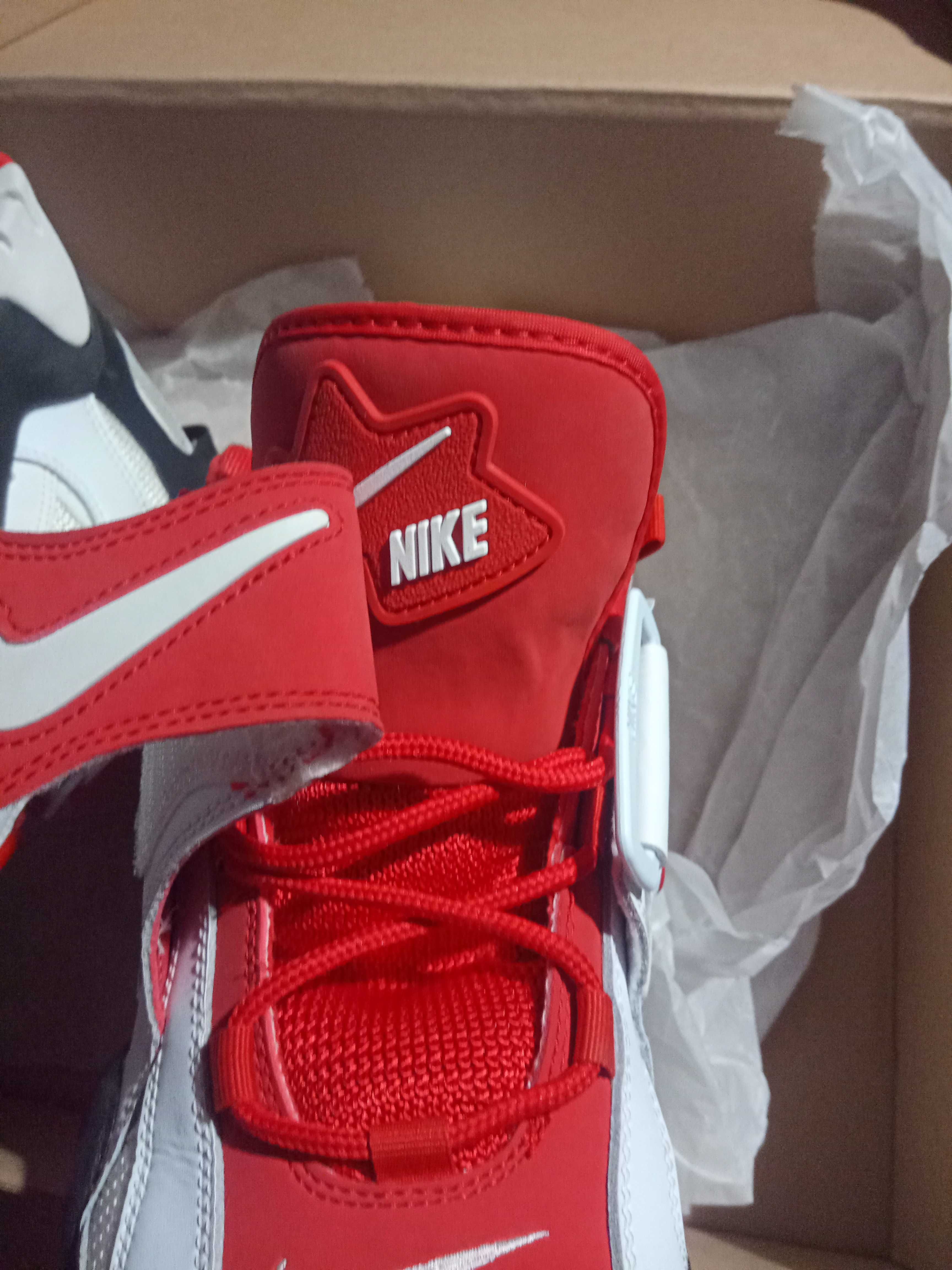 Buty męskie sportowe NIKE z Stanów Zjednoczonych