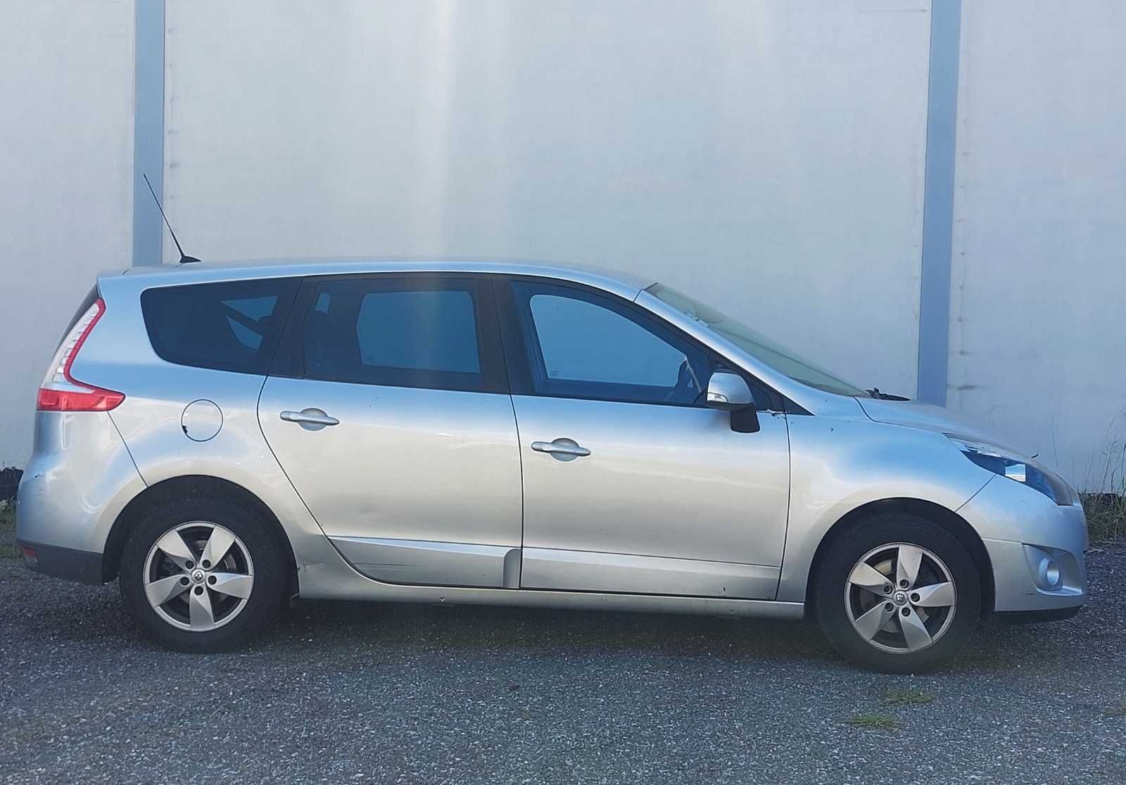 Renault Scenic 1.5 DCI  2011