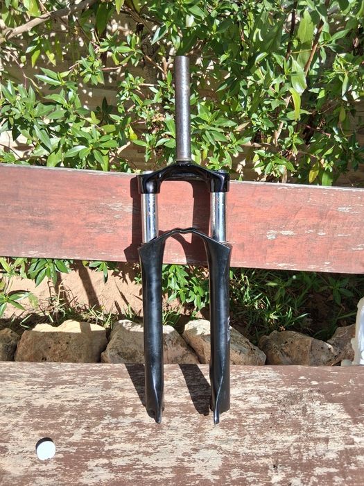 Suspensão Marzocchi Bomber Dirt Jump