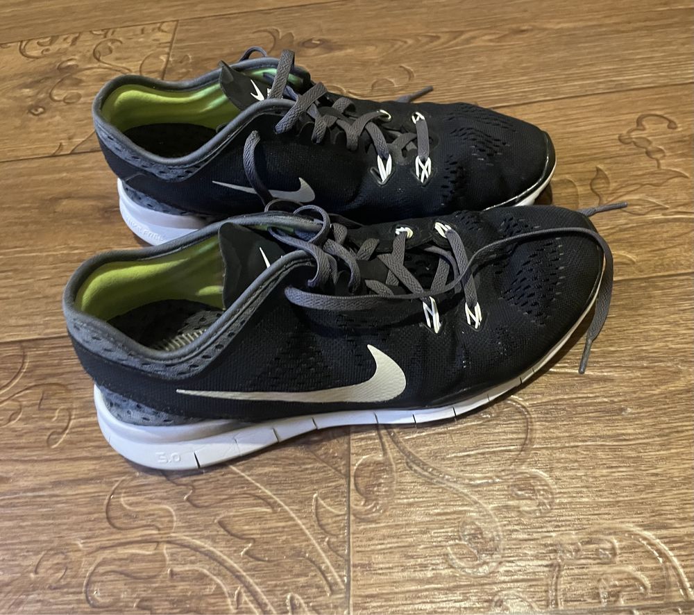 Оригінальні Кросівки Nike free run 5.0 zoom