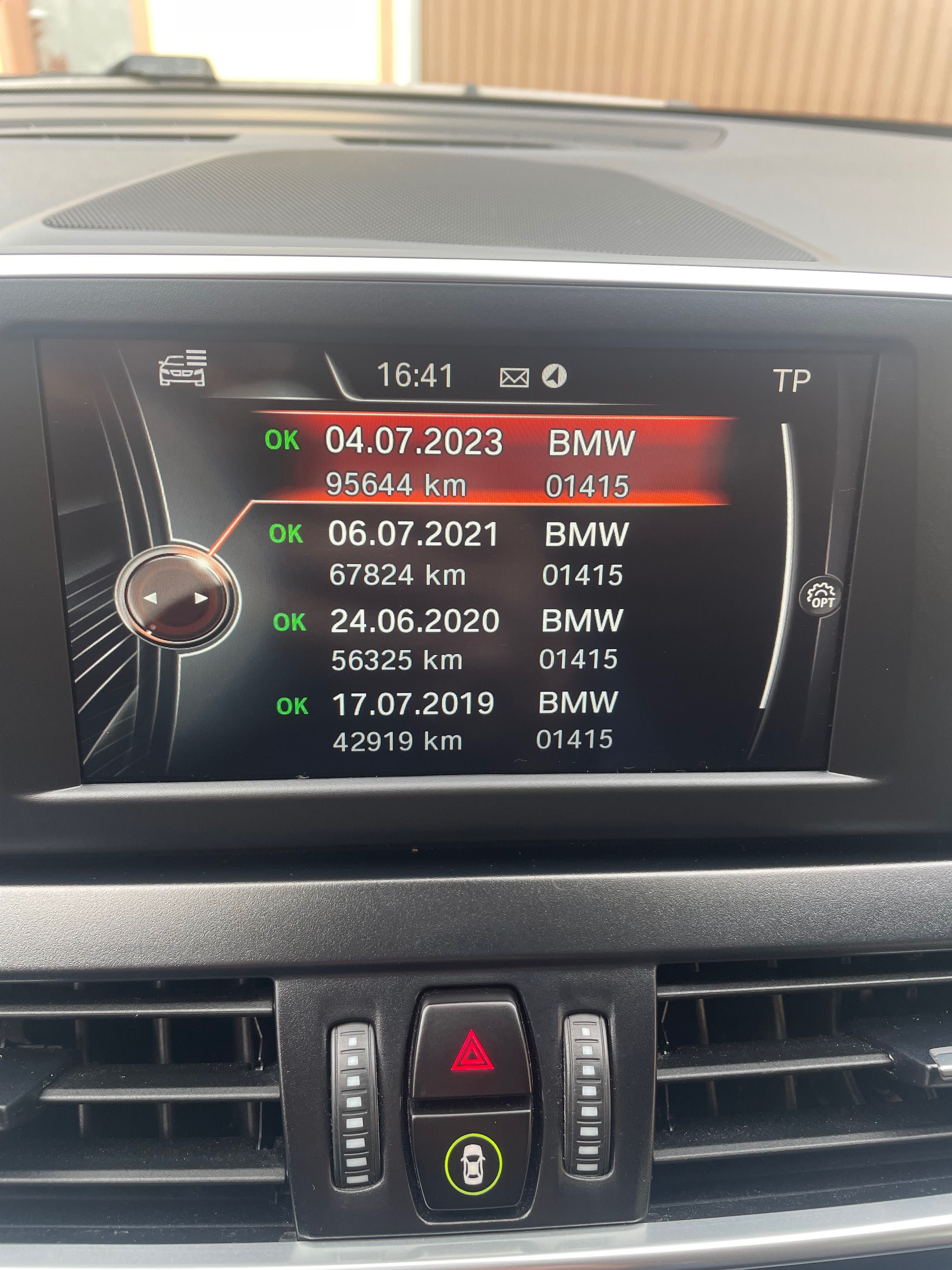 BMW 224xe SportLine, bezwypadkowy,serwisowany, bogate wyposażenie,