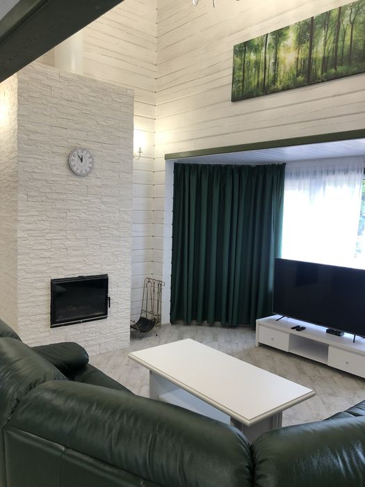 Greenhouse-автономний, в лісі, річка, на 8-10 осіб