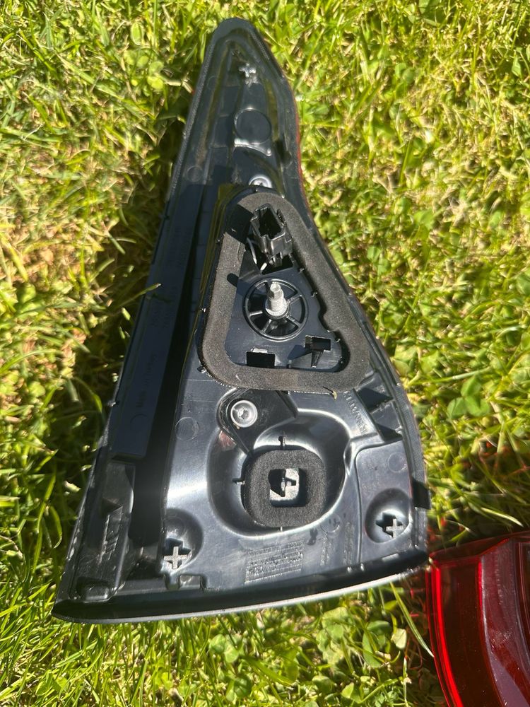 Lampy tylne do renault clio 3 2022