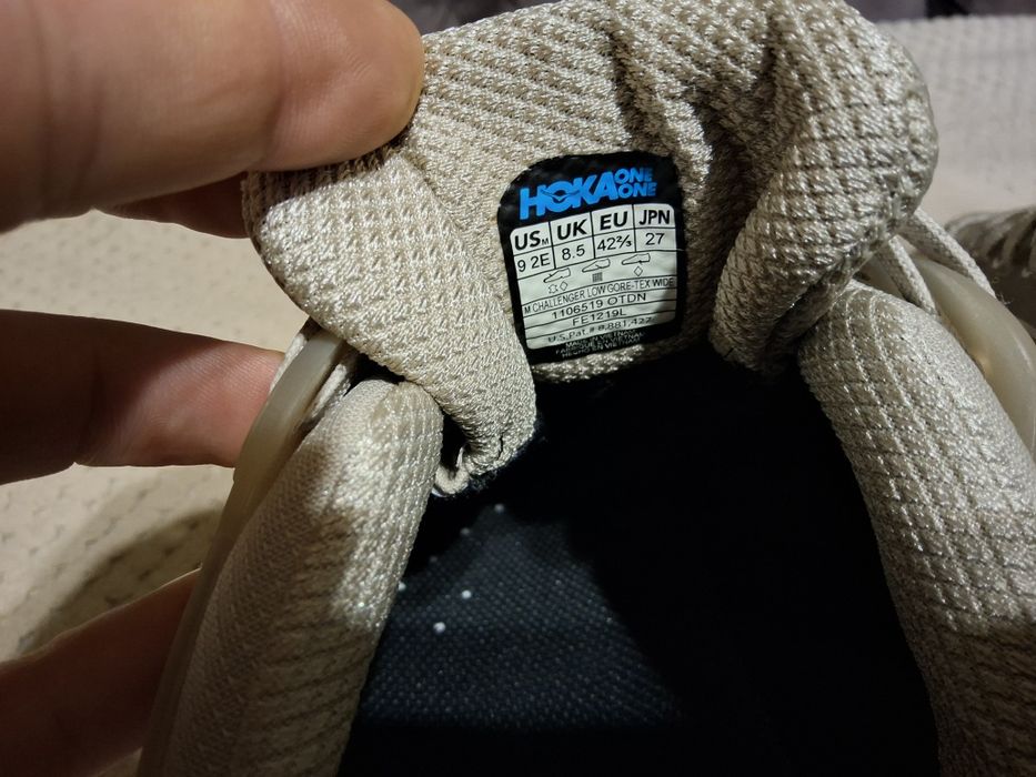Hoka Challenger Gore-Tex. Розмір 42.5 27см устілка до загину. Оригінал