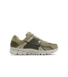 Кросівки Nike Zoom Vomero 5 FJ1915-200 42