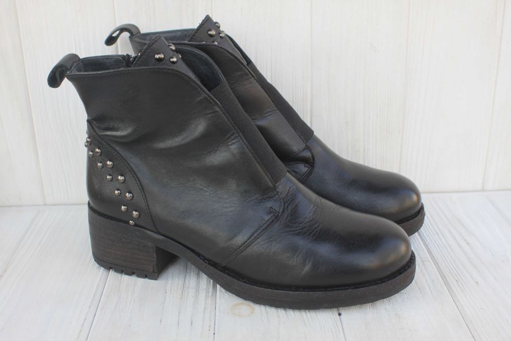 Ботильйони B&Co шкіра Італія 37р черевики ботильоны ботинки