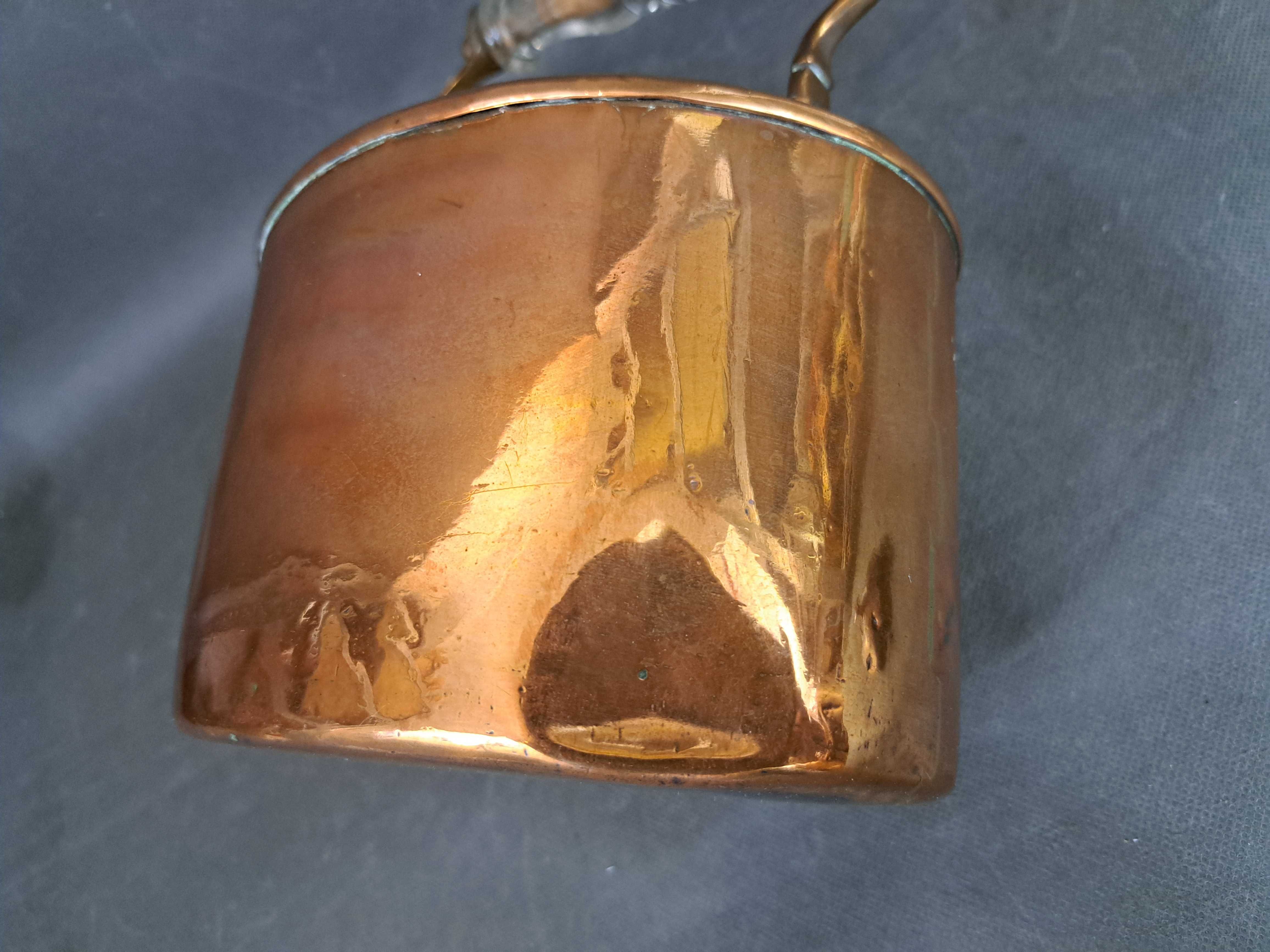 Stary czajnik miedziany, imbryk,  Sygnowany poj. 2,2 l