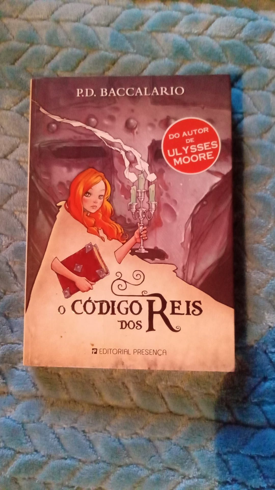 Livro - 'O código dos Reis' de P.D. Baccalario