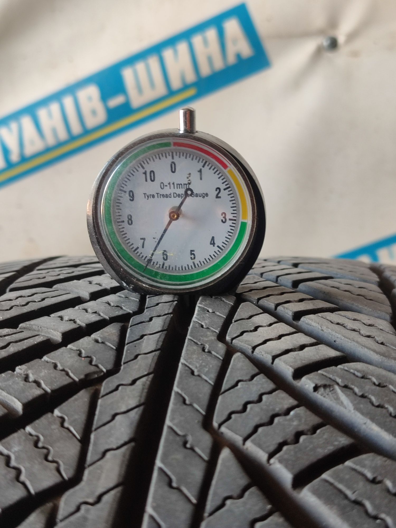 Шини goodyear 245 45 r18 зима 21 рік