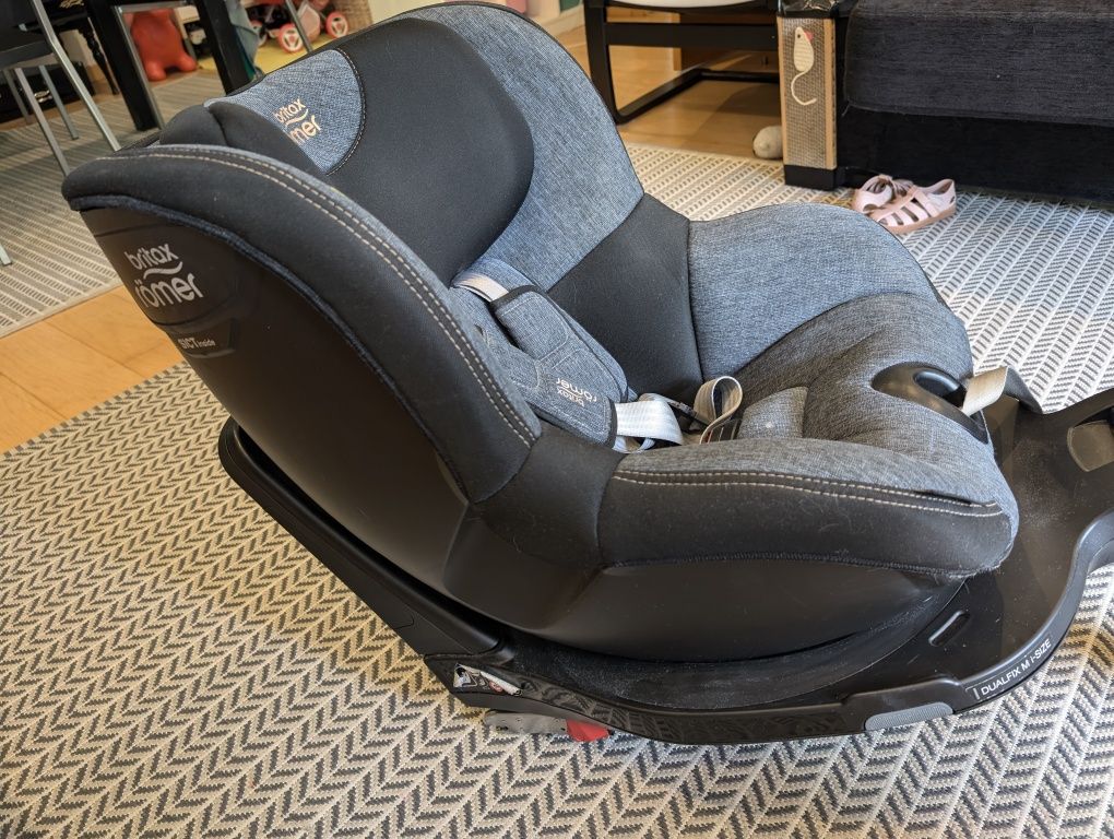 Britax Romer DualFix M I-Size
