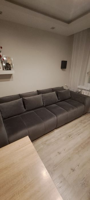 Sofa rozkladana.