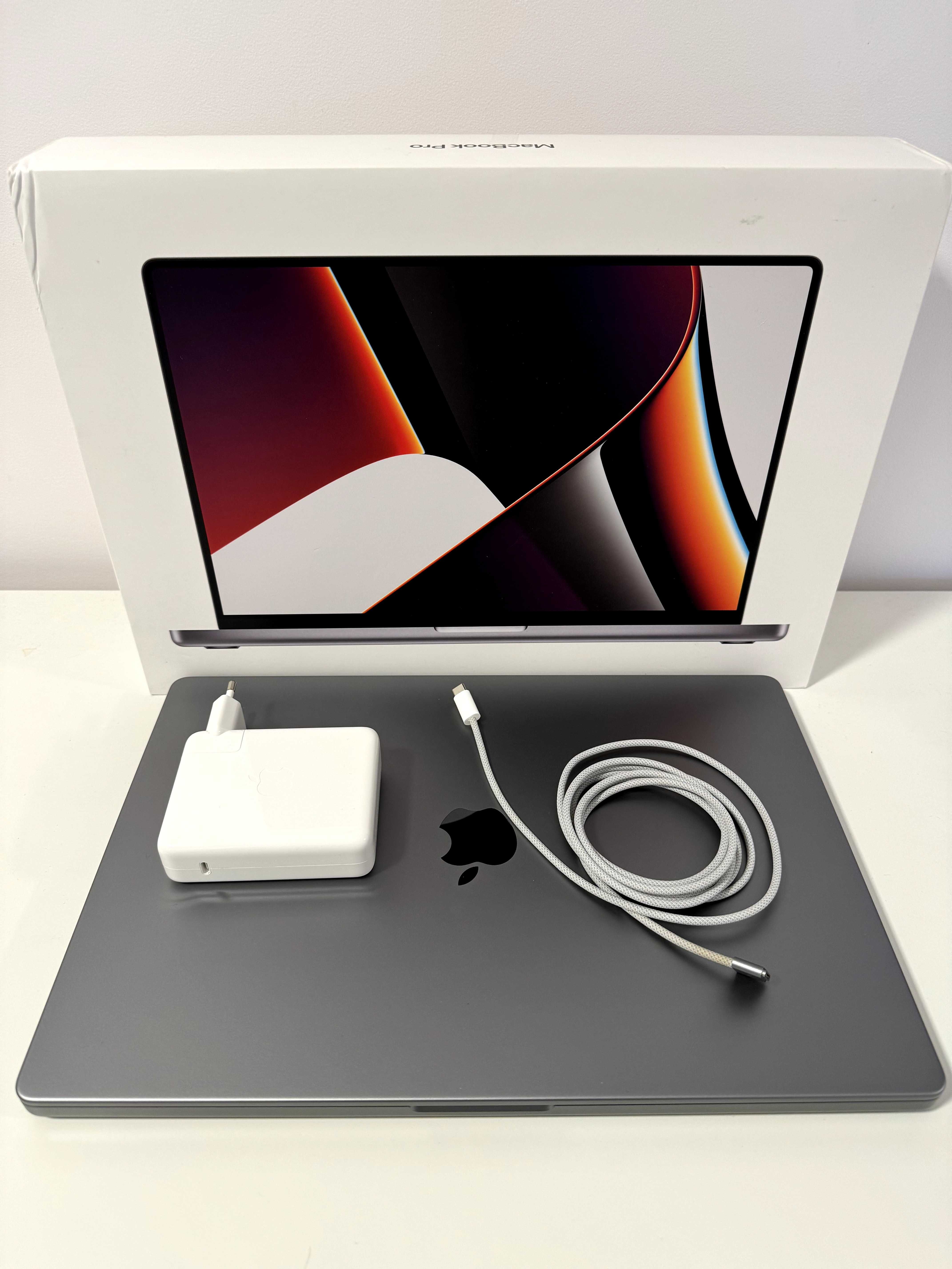 Apple MacBook M1 Pro, 2021, 16-inch, 16GB RAM,  512 GB