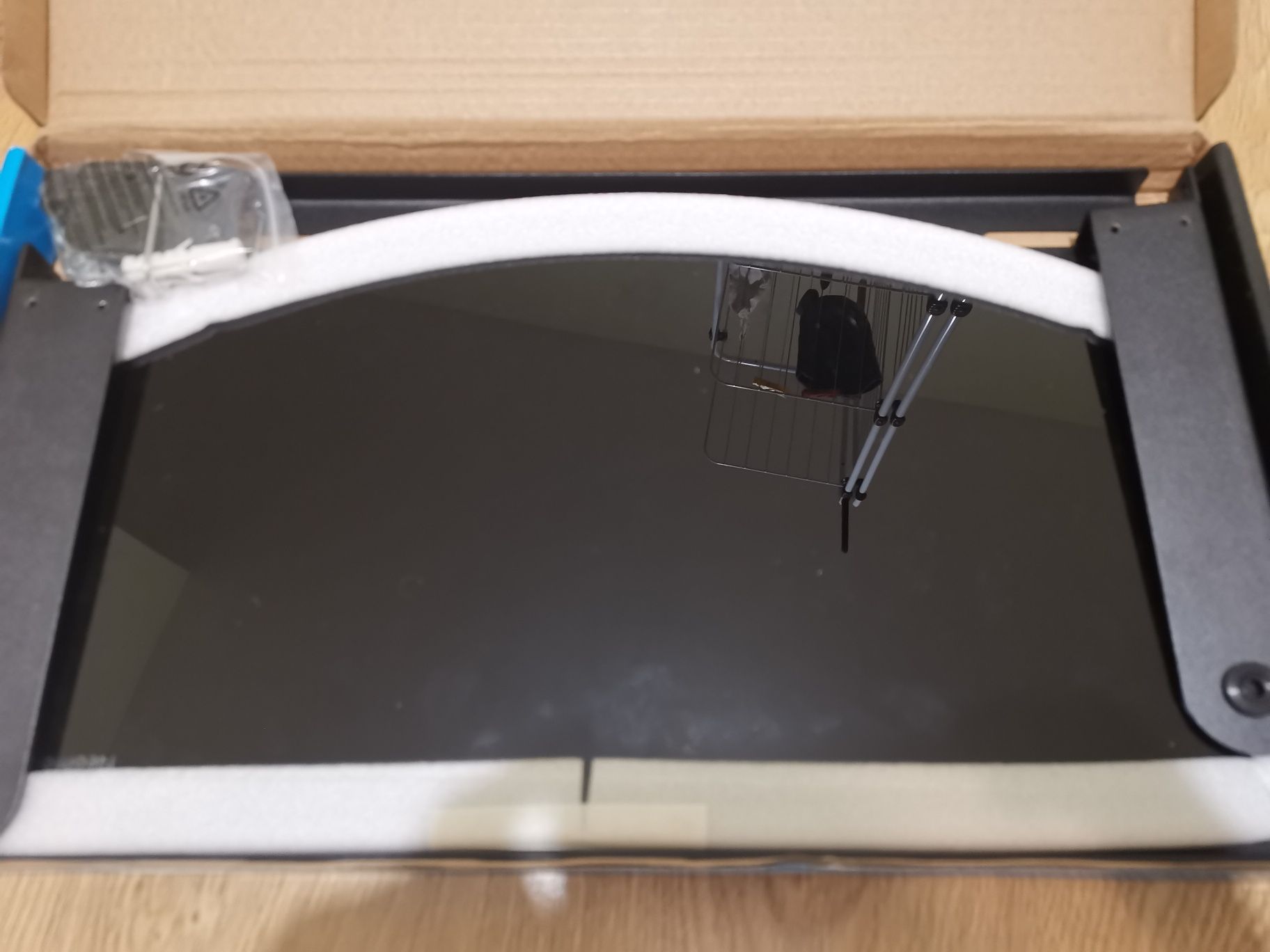 Półka uchwyt TV Newstar NS-SHELF100