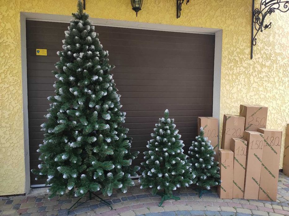 ТОП! Штучна ялинка "Снігова Королева" – зимова казка у вашому домі!