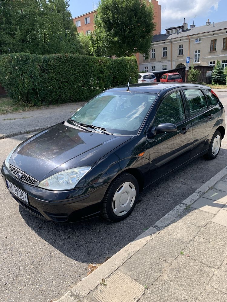 Ford focus 1.6 2004 r klima sprawna maly przebieg