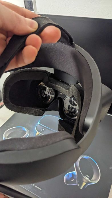 VR окуляри Oculus Rift S