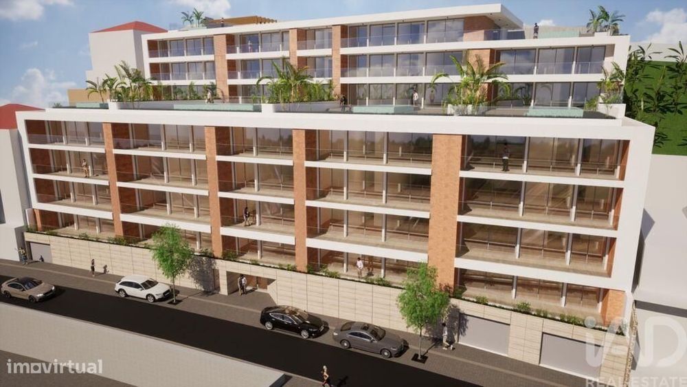 Apartamento T2 em Câmara de Lobos de 181,00 m2