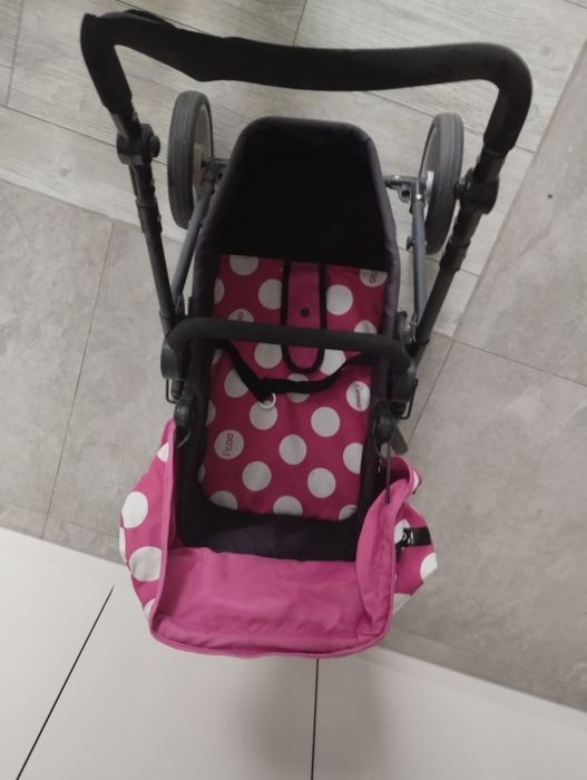 Коляска кукольная