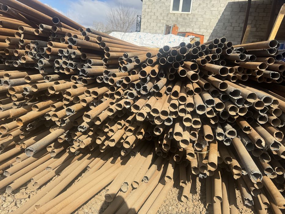 Продам трубу 51мм,товщина 1.7-1.8мм,довжина 4,5м до 5м