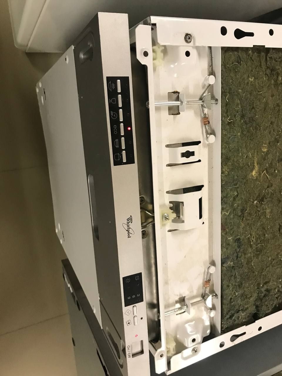 Посудомийна машина Whirlpool 45 см, гарантія пів-року!