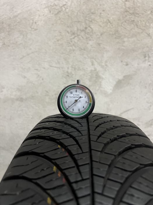 175/65/15 84H Goodyear Vector4Seasons Opona Pojedyncza