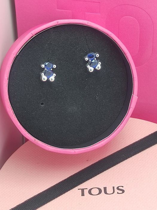 Kolczyki z misiem 8 mm srebro 925 z niebieskim szafirem