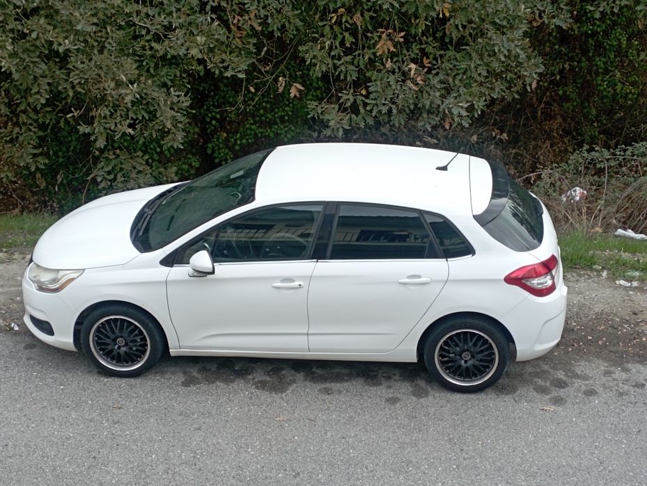Citroen C4 1.6 HDI ano 2013 - matrícula francesa