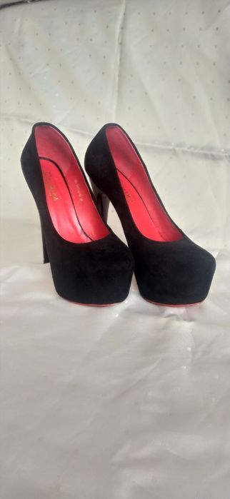 Жіночі туфлі Elmira