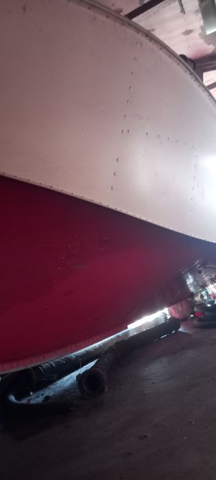 Лодка "Прогрес 4" з мотором Віхрь 30 та пристроями для транспортування