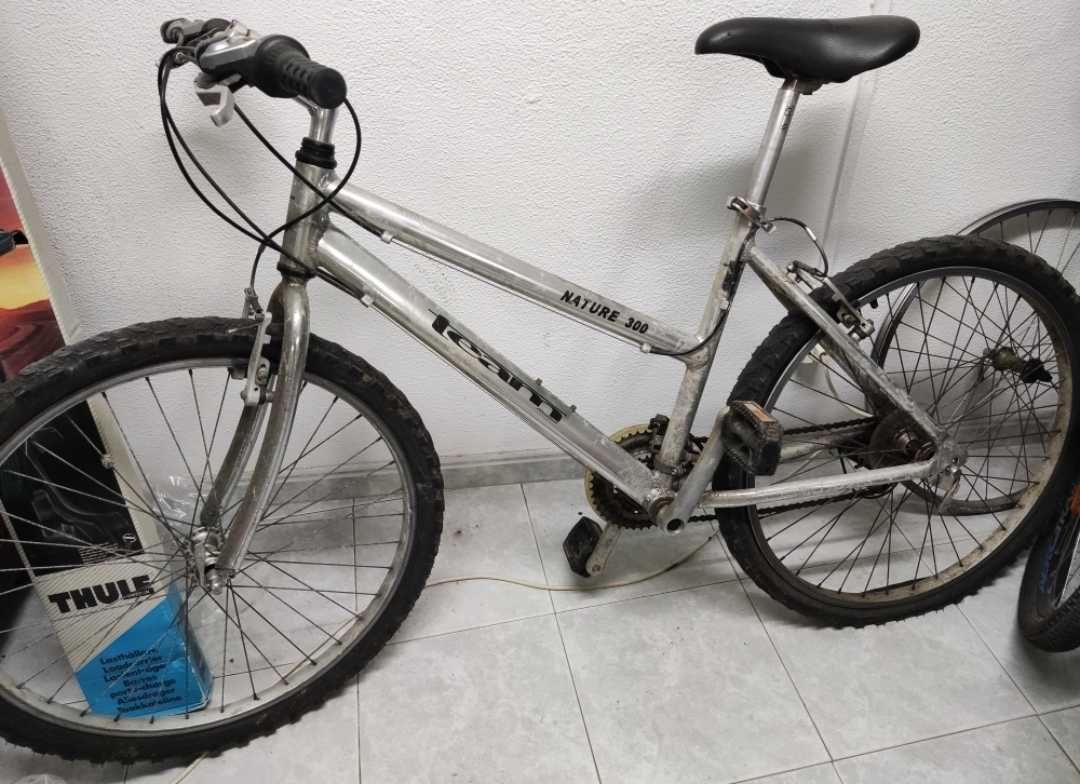 Bicicleta montanha usada