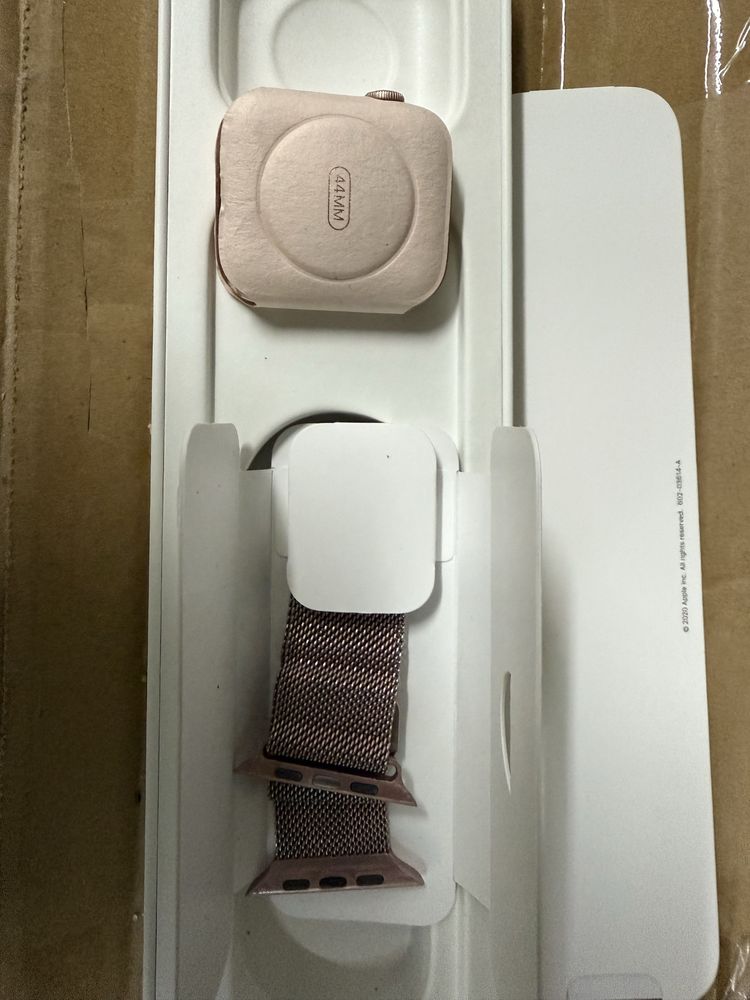 Apple watch series 6 44mm Gold Alu Pink
