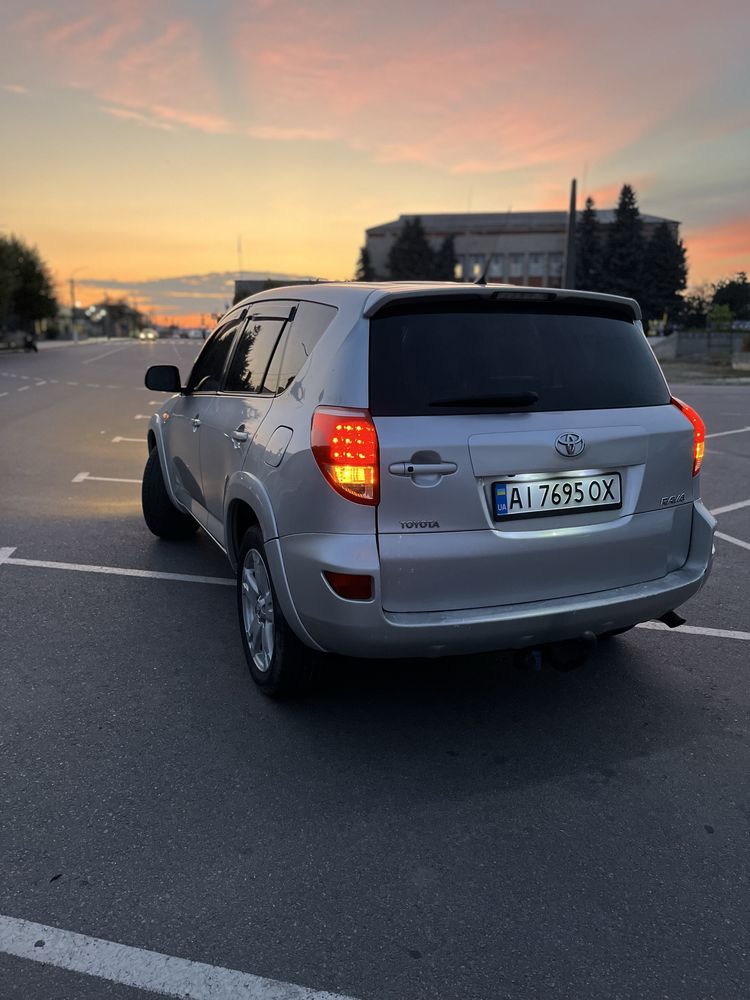 Toyota Rav4 2.2 Дизель