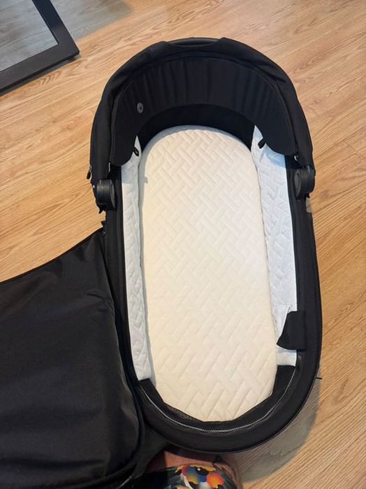 Gondola Model Muuvo Quick 4.0 black