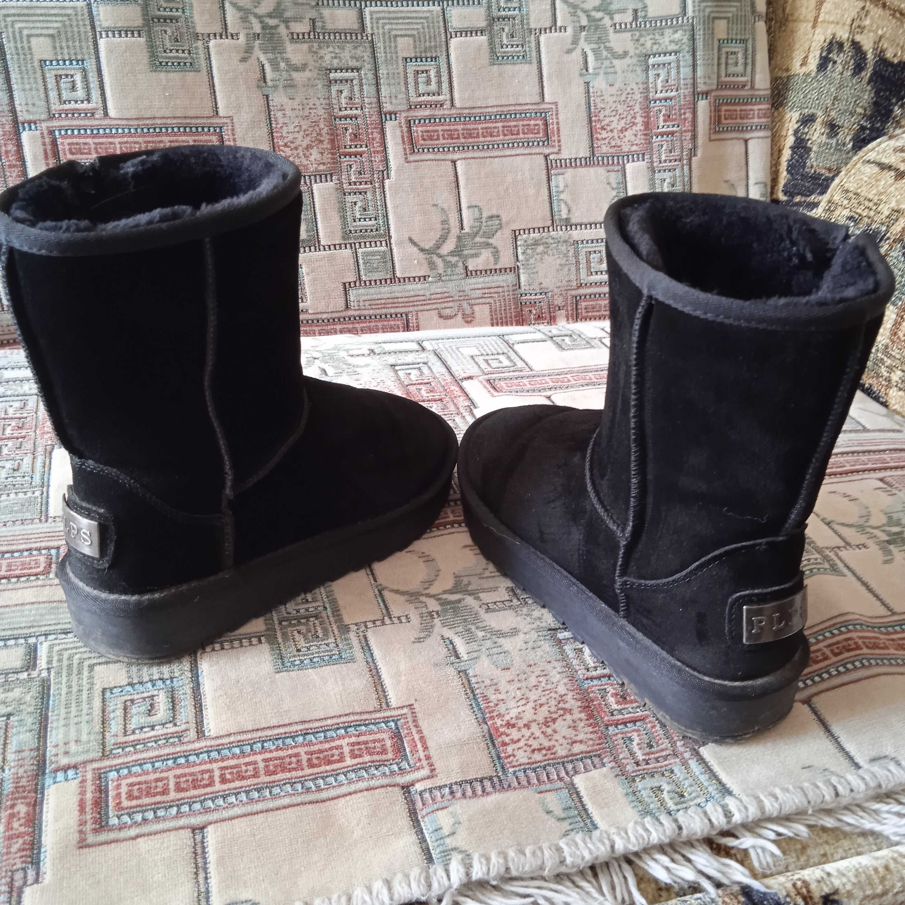 Разпродажа: зимней женской  итальянской теплой обуви по низким ценам.