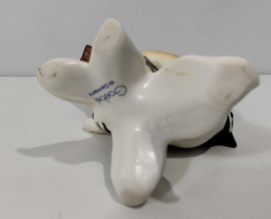 Goebel - Ave canora em porcelana